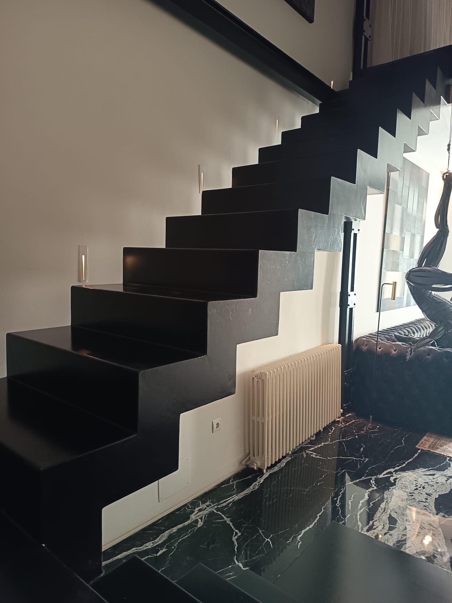 Escalera metálica – vista 08
