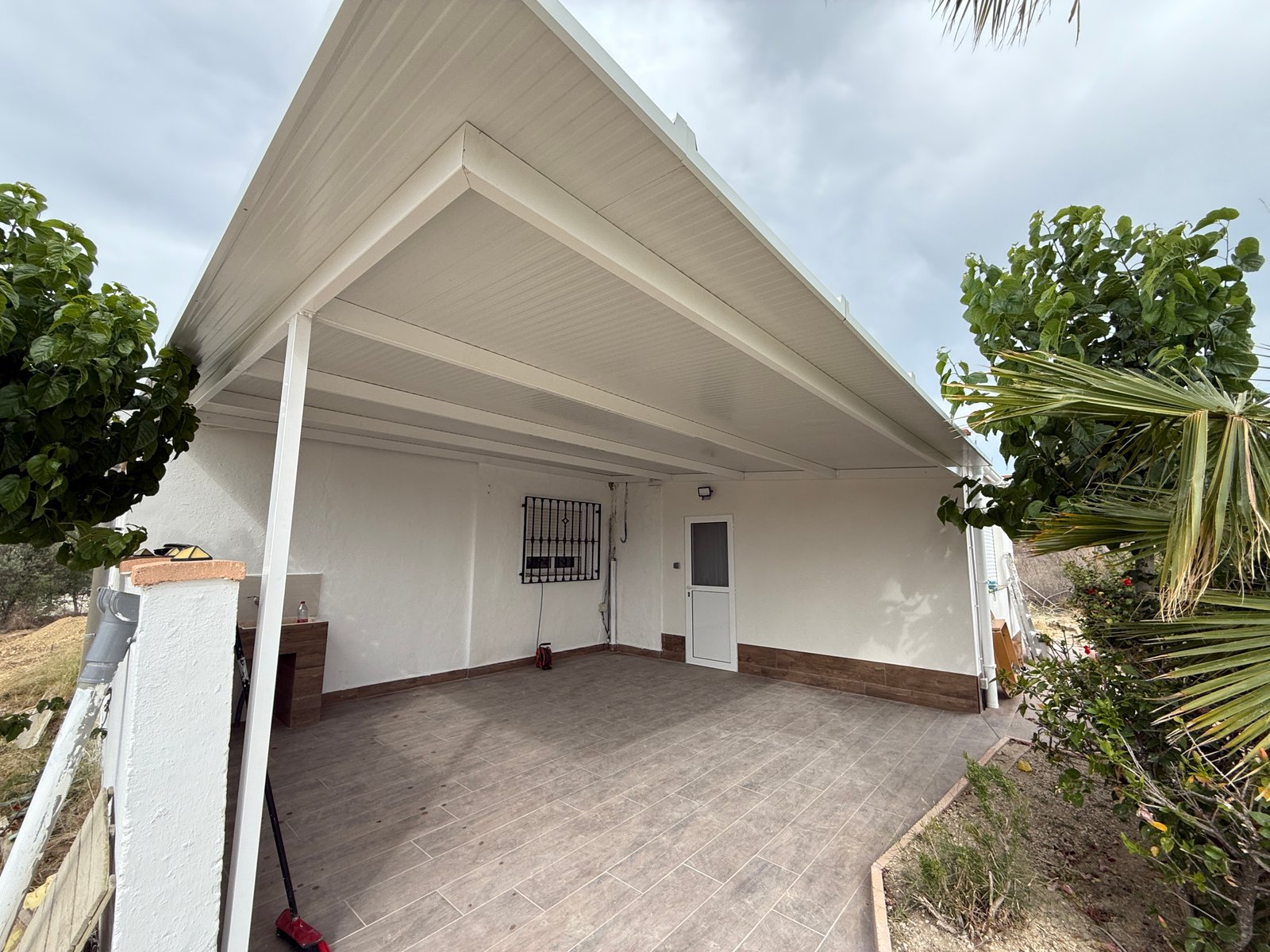 Pérgola metálica – vista 02