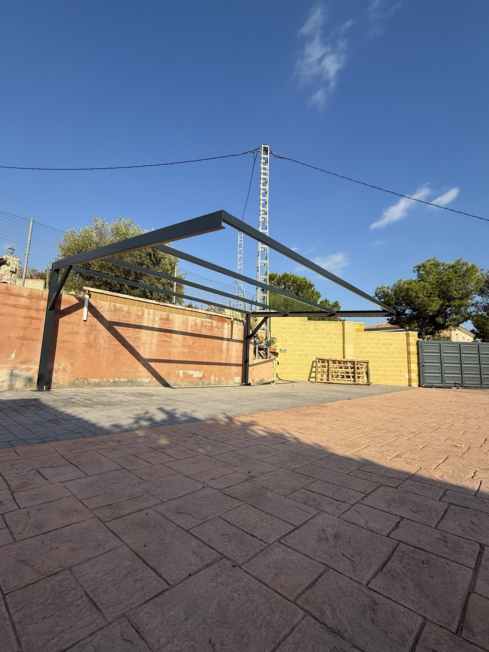 Pérgola metálica – vista 04