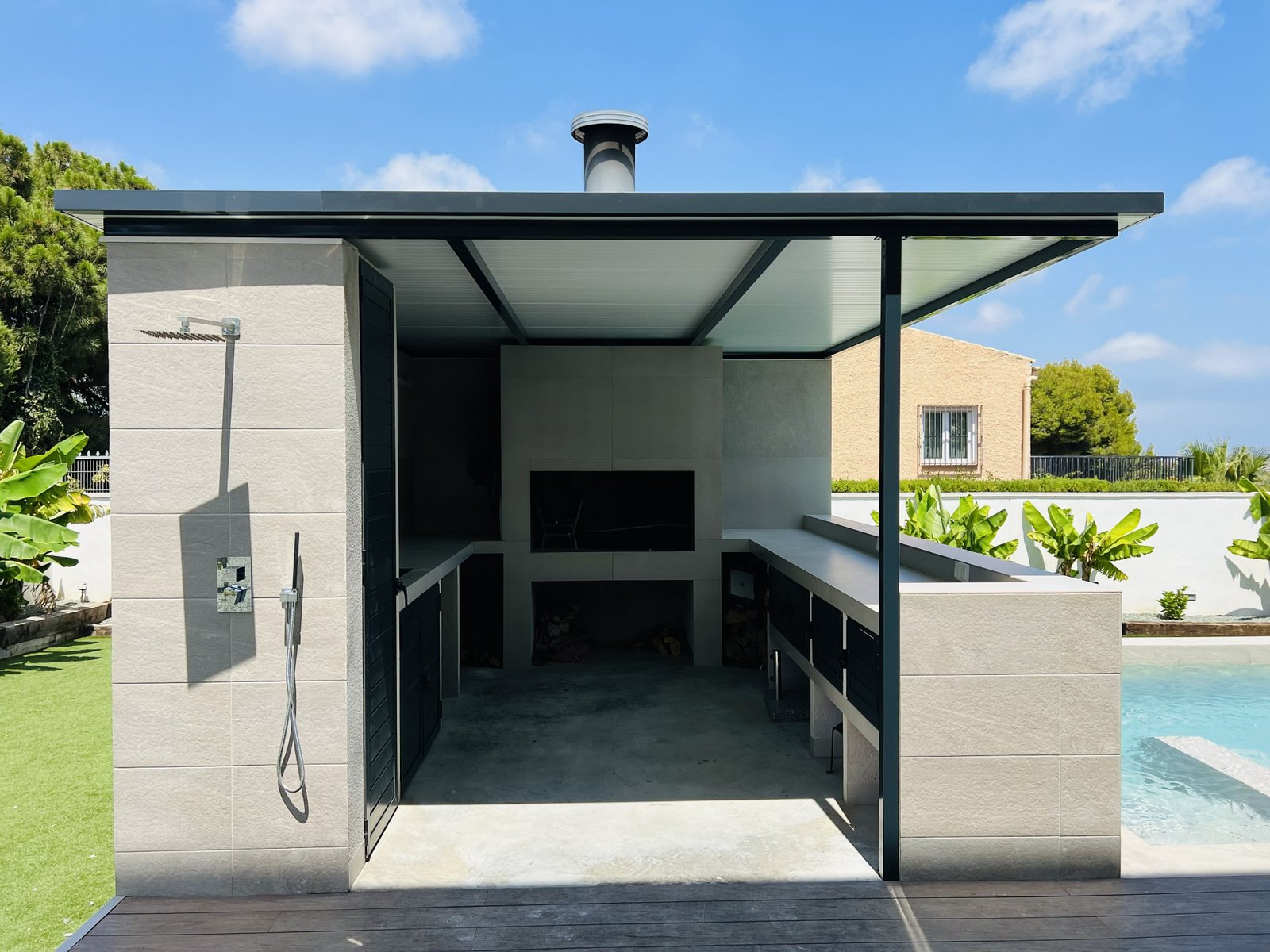Pérgola residencial - acabado