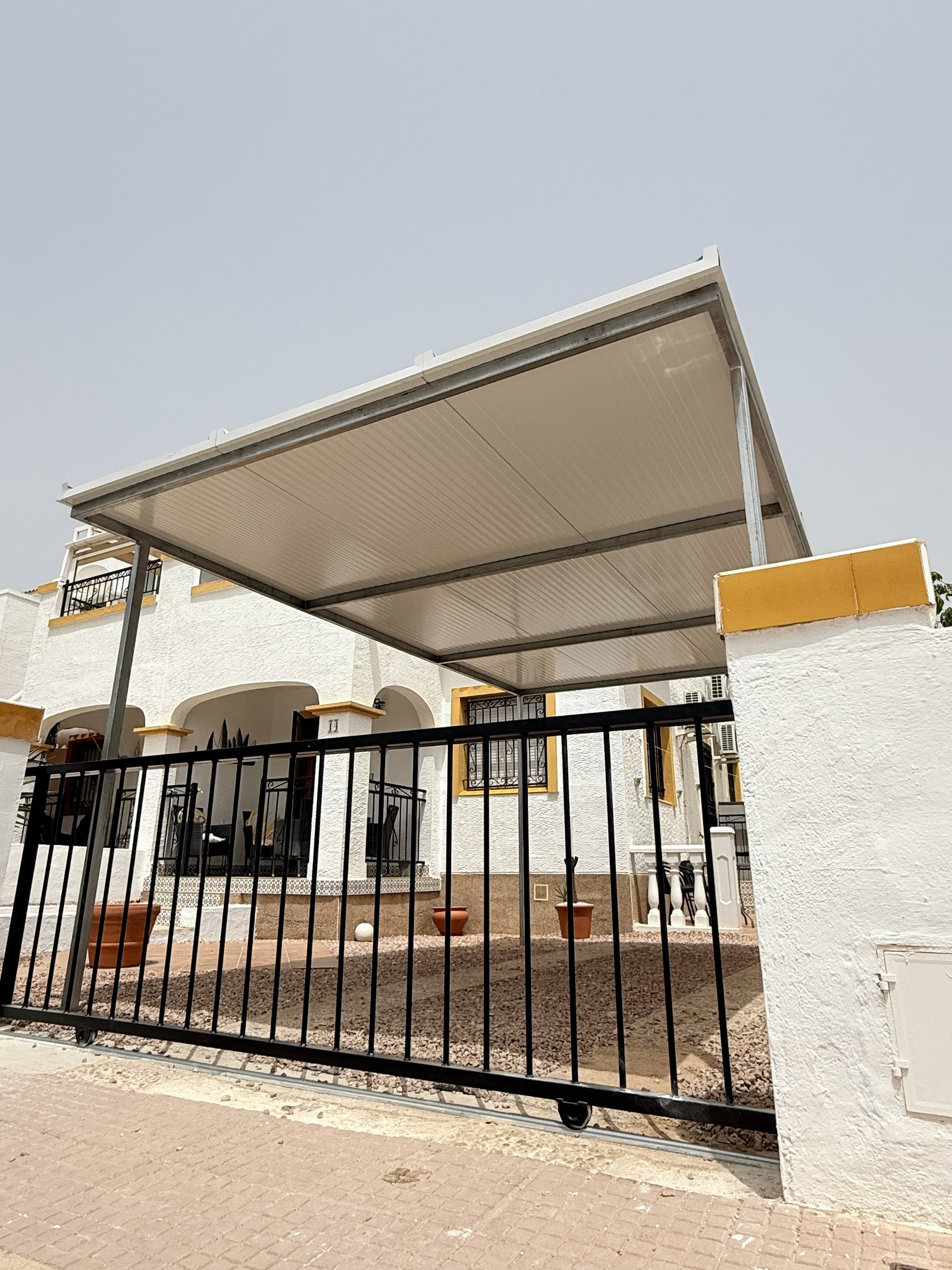 Pérgola metálica – vista 03